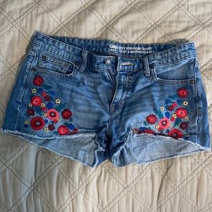 GAP Sexy Boyfriend Shorts
